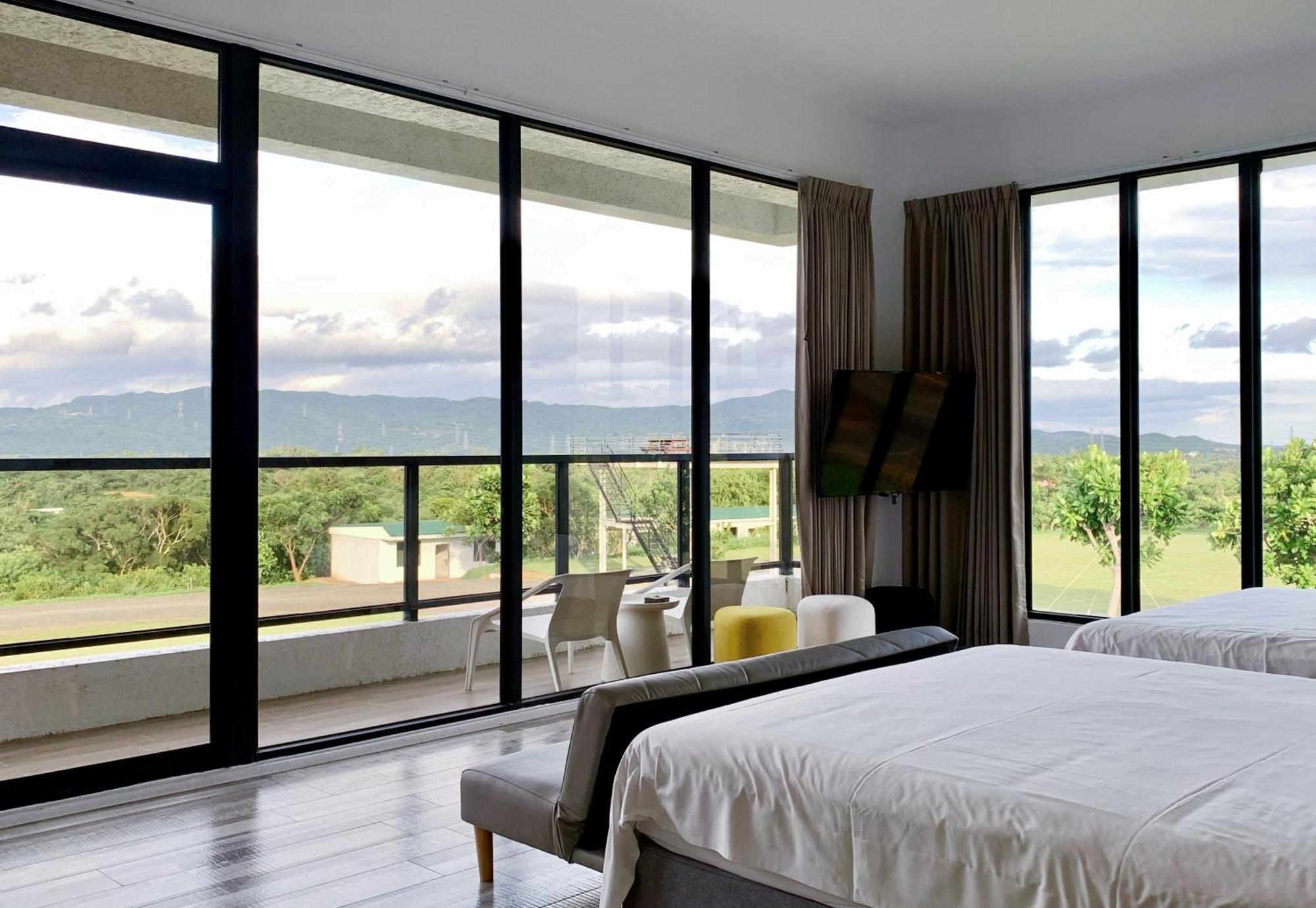 Still Hills Inn Hengchun Exterior photo