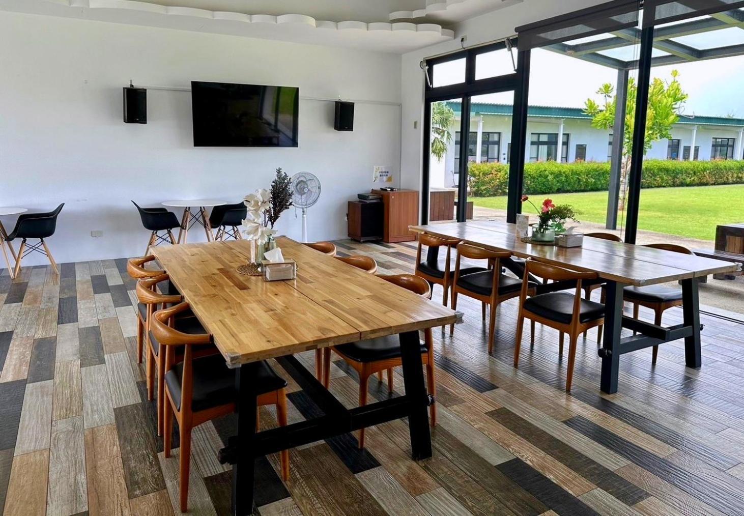 Still Hills Inn Hengchun Exterior photo