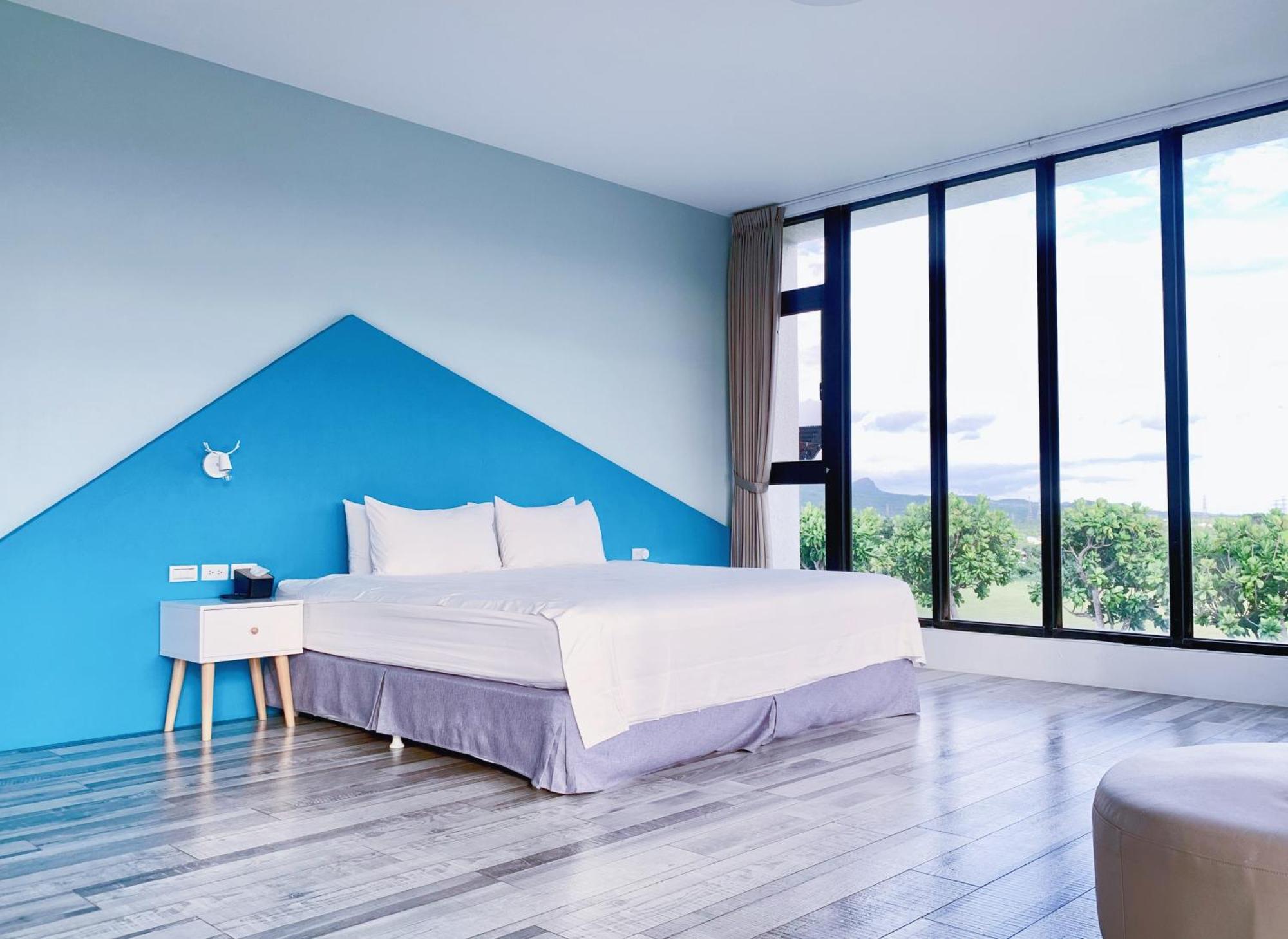 Still Hills Inn Hengchun Exterior photo